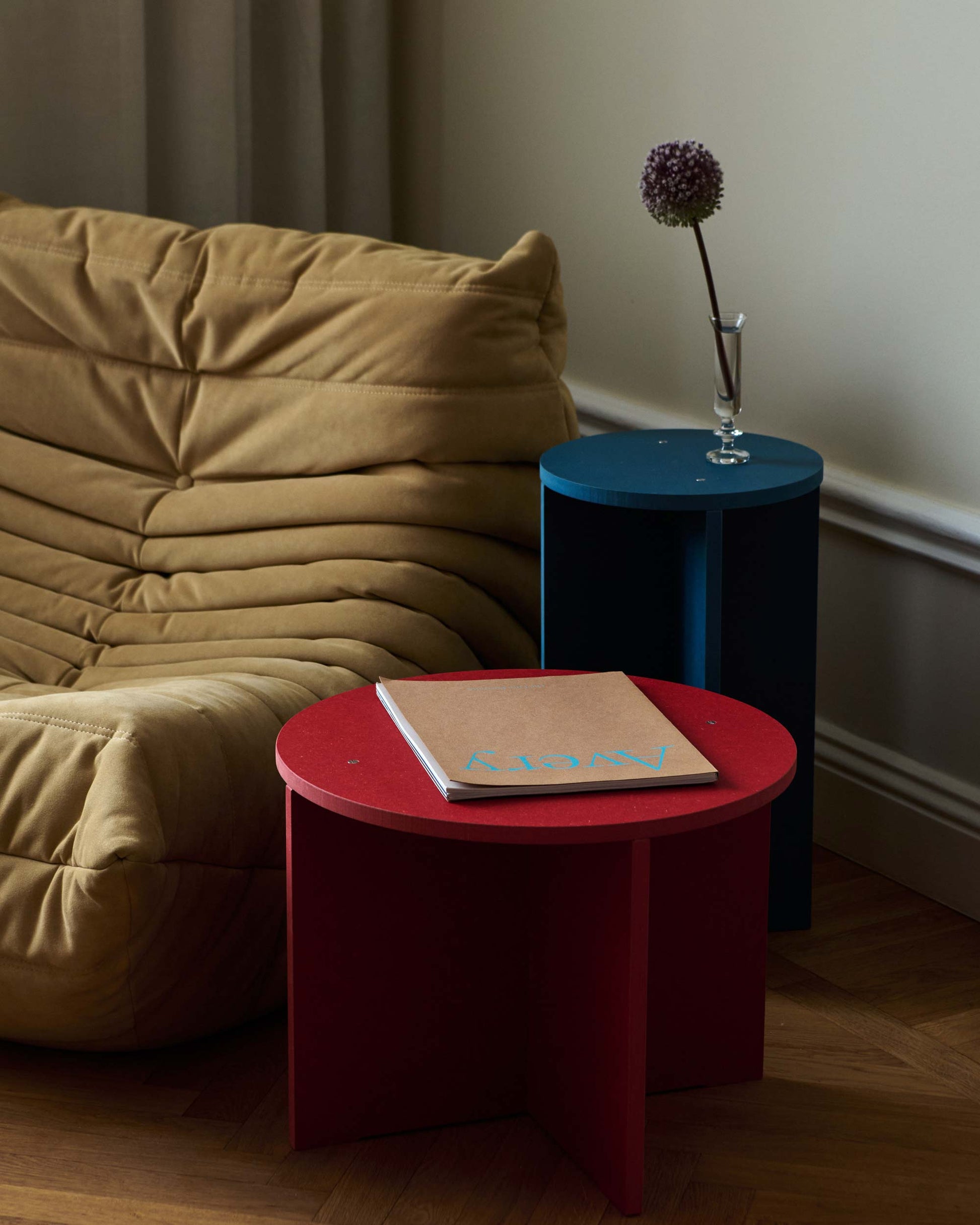 Coffee Table 01, Red