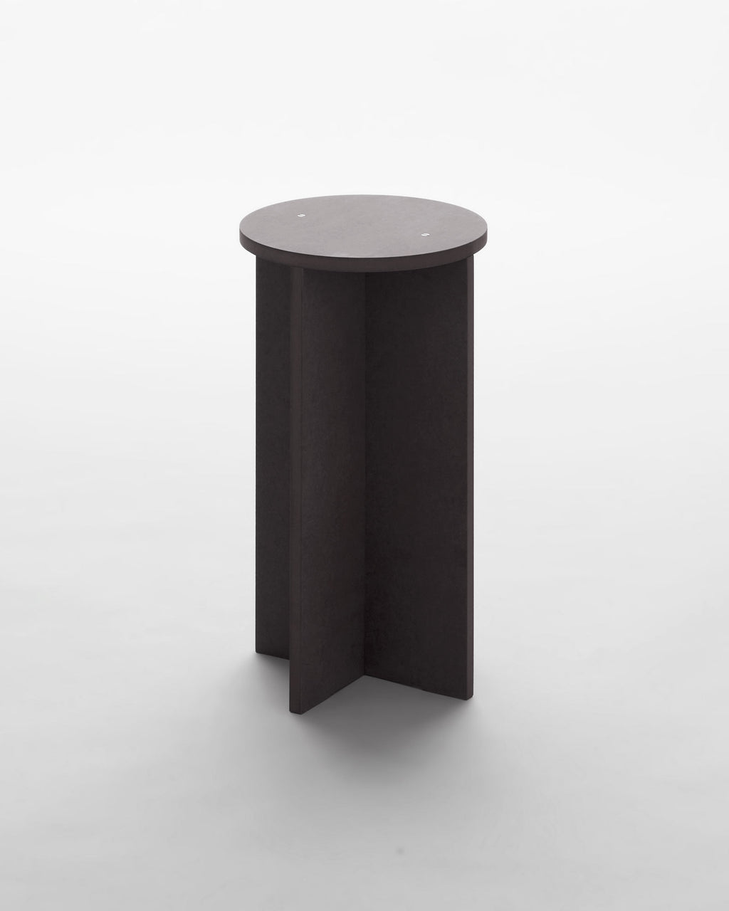 Pedestal 01, Grey